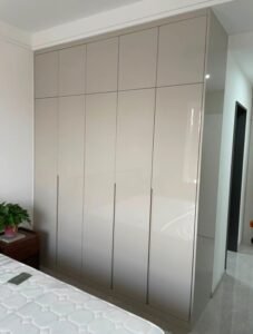 Laser edge banding MDF wardrobe with high gloss finish, seamless modern bedroom cabinet