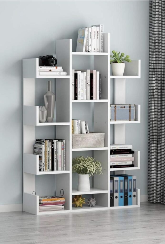 Asymmetric modular bookcase with open book shelving in white