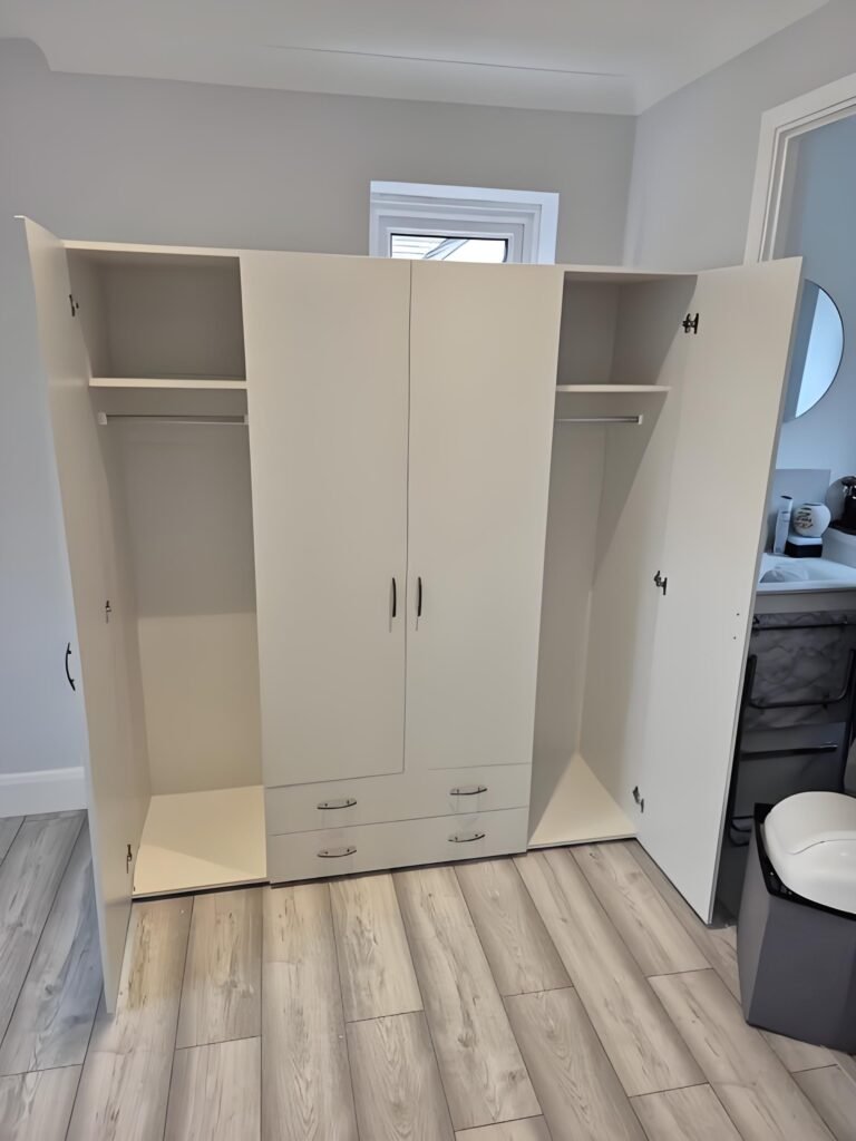 RTA wardrobe supplier preparing flat pack wardrobes for global shipping