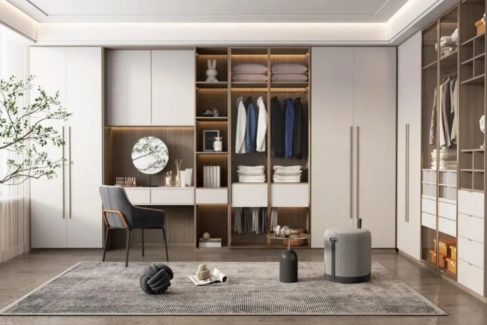 Customizable wardrobe samples for bulk orders