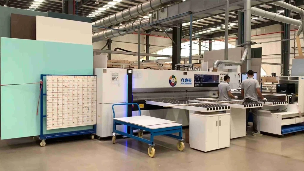 CNC cutting panels for OEM kitchen cabinet manufacturing