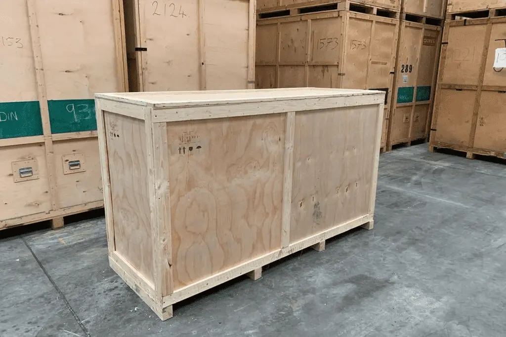 Export packaging for flat pack apartment storage cabinets