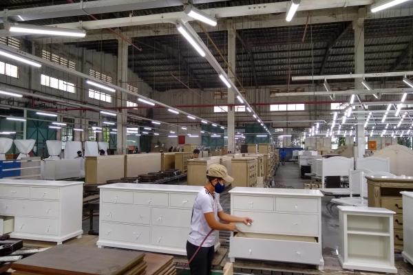 RTA furniture manufacturer producing flat-pack furniture