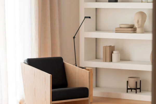 Small living room chair design for B2B buyers