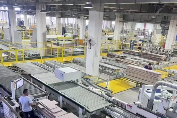 Bulk wardrobe manufacturing process in Chinese factory